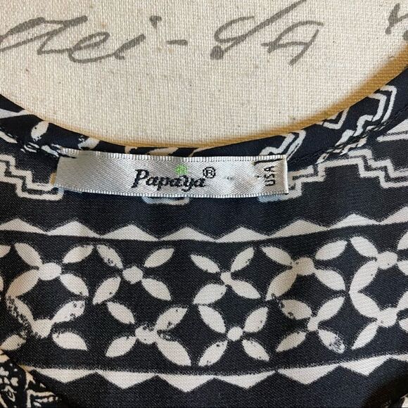 Papaya black and white romper - Picture 6 of 8